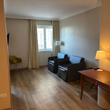 Otel - Di Garda Affi