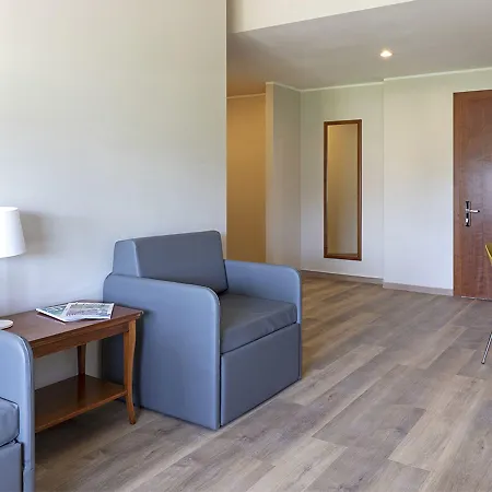 - Di Garda Otel Affi