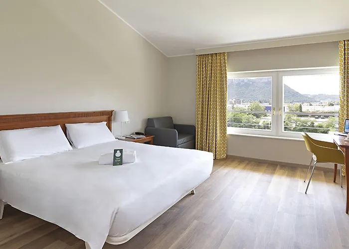 - Di Garda מלון 3*