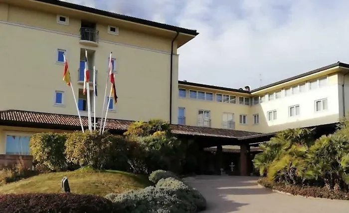 Szálloda - Di Garda 3*