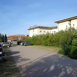 - Di Garda 3*