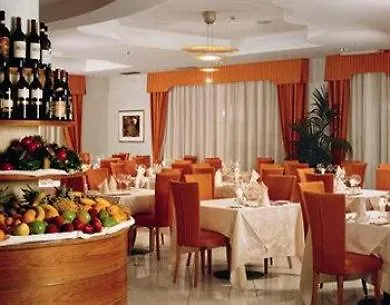 - Di Garda Otel Affi