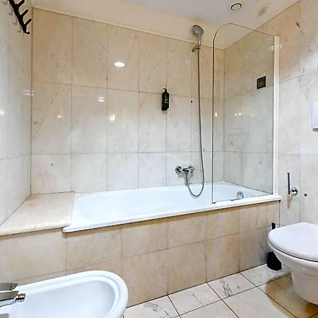 - Di Garda Otel