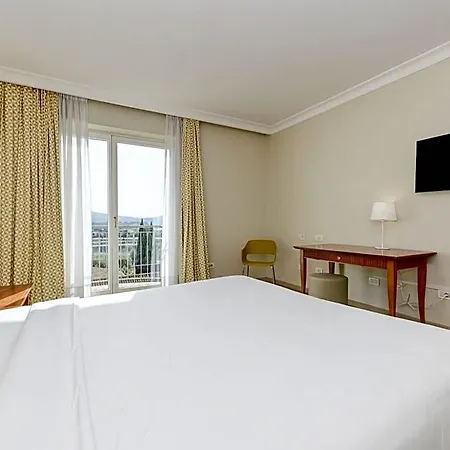 - Di Garda Otel 3*
