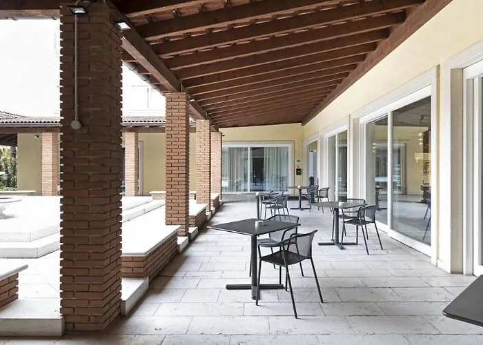 - Di Garda
