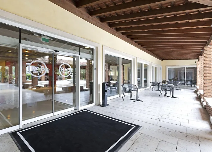 Отель - Di Garda Аффи