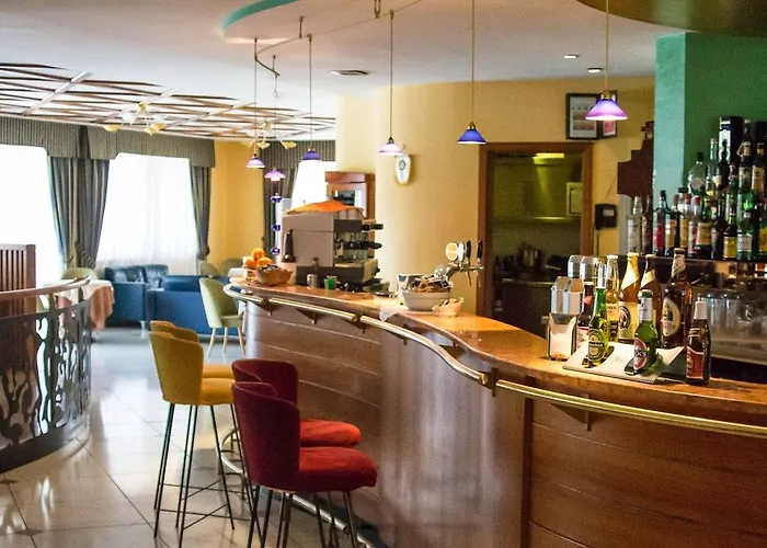 - Di Garda 3* 아피