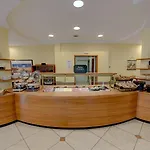 - Di Garda Hotell 3*