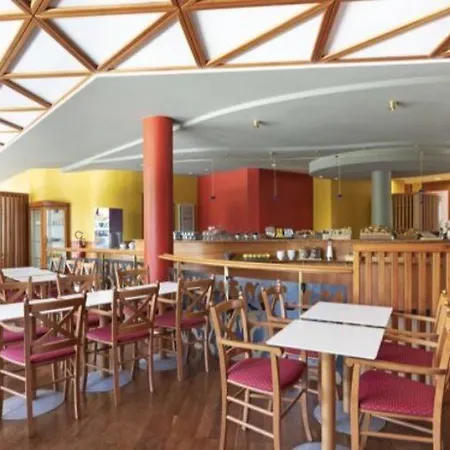 - Di Garda Hotell 3*