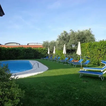 - Di Garda ホテル